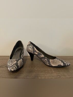Karen Scott Snake-Print Mid Heel Pumps